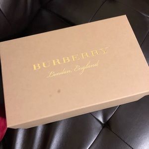 Burberry Box